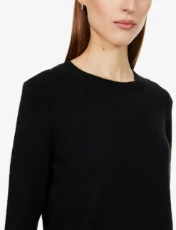 Joseph Round-neck Cashmere Jumper -Selfridges Store R00043796 BLACK ALT04
