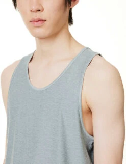 Vuori Strato Tech Sleeveless Stretch-jersey Tank Top 9 Vuori Strato Tech Sleeveless Stretch-jersey Tank Top -Selfridges Store R04146292 STORMYHEATHER ALT04
